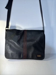 Land VTG Leather Bag Black Travel Business Carry On Shoulder Strap Magnet Close - Picture 1 of 7