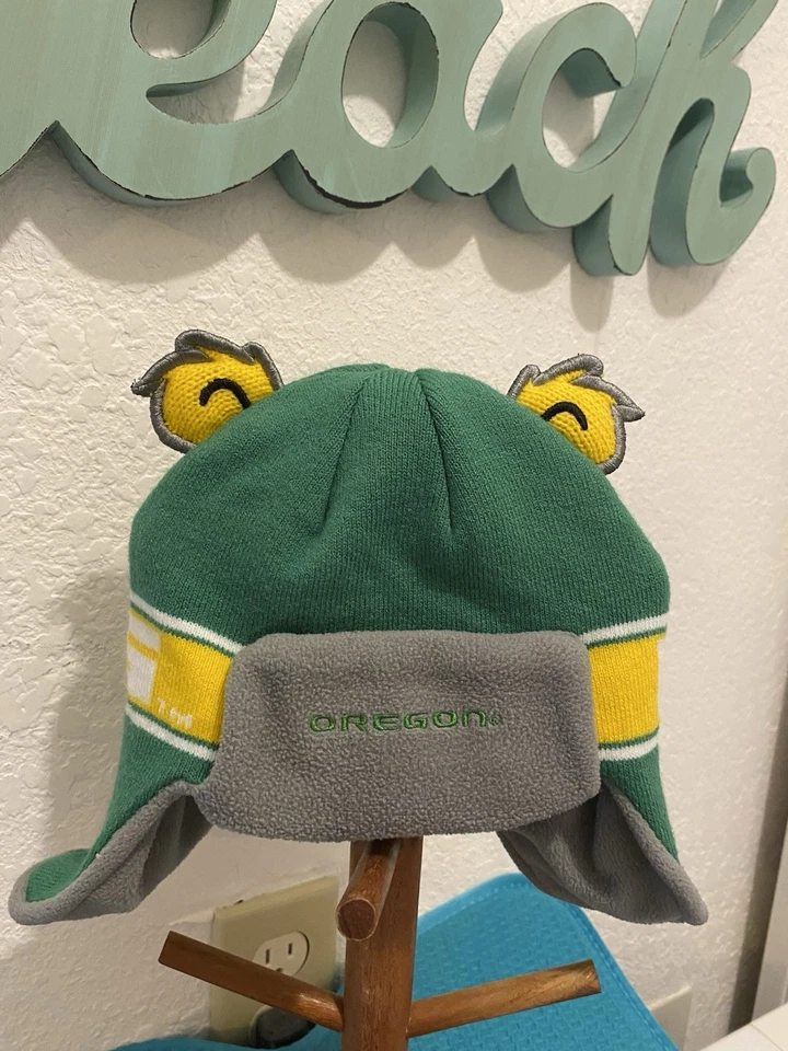 GEN Infant Boys “Oregon Ducks Ear Flap Cap” Size O/S Green/Yellow Duck Ears EUC - Image 1 of 4