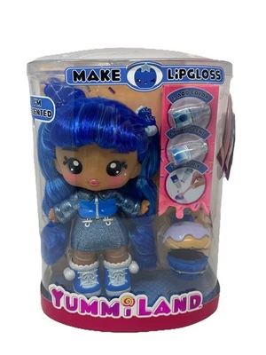MGA ENTERTAINMENT Yummiland Lipgloss Rory Blueberry w/Num Nom Goodie Large Doll w/Pet & Extras 🆕