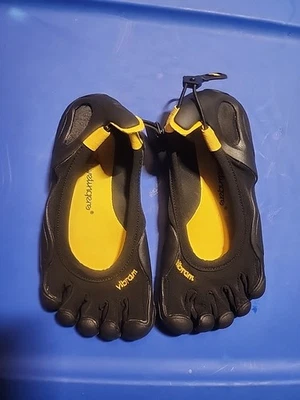 Vibram Five Fingers Classic W108 Black Shoes Slip On Solid Size 34 Stains  - Image 1 of 4