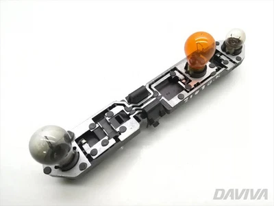 Ford Focus Lampenfassung für Rücklichtbirne Links 2010 Fließheck 4/5dr 153852 - Image 1 of 4