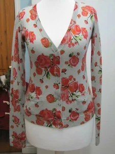 LaRedoute Cardigan geblümt grau rot/rosa rosa Druckknöpfe Taschen V-Ausschnitt Gr. 4/6 - Bild 1 von 4