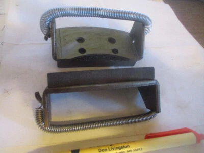 1170 1175 1090 Pastillas Freno Aparcamiento Estuche Tractor Piezas A43864 A43299 1342427C1 Foto 1 de 4