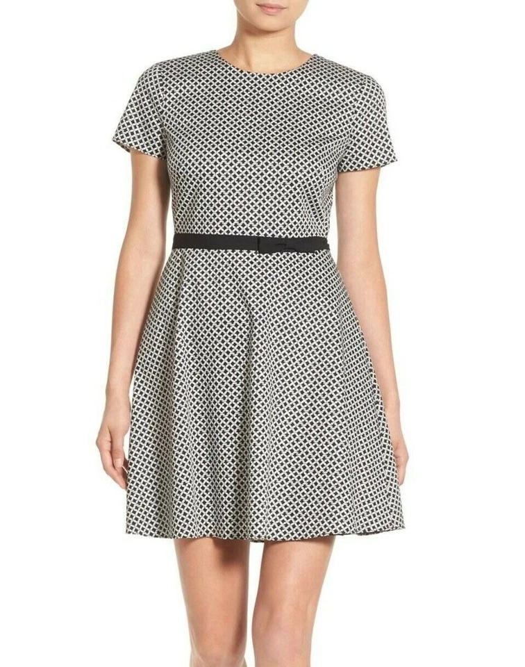 Cece 157297 女式 Trellis Link 皮带细节修身喇叭裙黑色尺寸 12 — 第 1/3 张图片