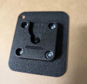 Panasonic i-PRO Magnetic Klick Fast Mount Kit for Body-Worn Camera IPSBWCMAGKIT - Picture 1 of 4