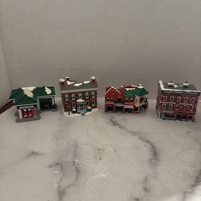 Coca Cola Christmas Trim A Tree 1991 Village Christmas lote de 4 Foto 1 de 4