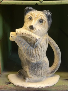 Raro perro con periódico hierro fundido vintage DOORSTOP pintura original años 1920-1960 - Imagen 1 de 10