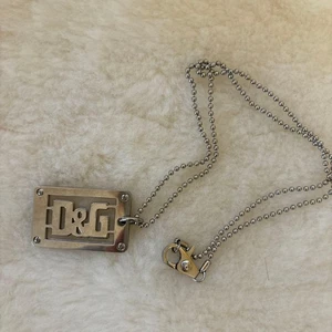 Dolce&Gabbana Hombres D&G Logo Collar Placa Cuadrada Acero Inoxidable Plata 58cm ITA - Imagen 1 de 12