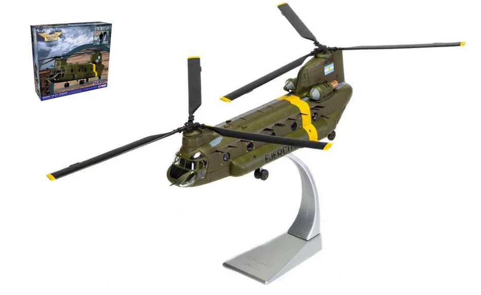 Corgi BOEING CH-47C CHINOOK AE-520 FALKLANDS WAR 1982 1:72 - Immagine 1 di 1