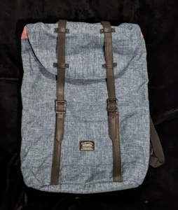 Lightweight Outdoor Kaukko Grey Travel Casual Backpack Laptop Daypack for 15" - Picture 1 of 5