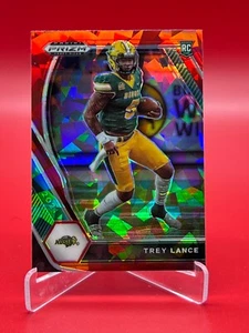 2021 Panini Prizm Draft Picks Trey Lance Red Cracked Ice Prizm Rookie RC - Bild 1 von 2