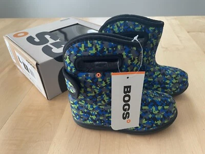 NUEVAS botas de neopreno Bogs II para niños pequeños - impermeables, aisladas, azules/verdes, talla 9 Foto 1 de 4