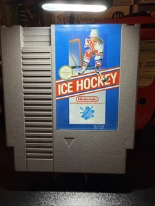 ICE HOCKEY Classic NES Nintendo Game - Picture 1 of 2
