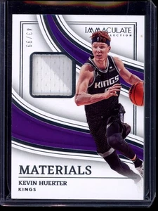 Colección Inmaculada Panini 2022-23 - Materiales /99 Kevin Huerter #ICM-HUE MEM - Imagen 1 de 2