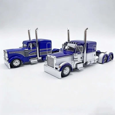 596 1:64 The Classic Peterbilt 379 Custom Semi Truck Diecast Model - Image 1 of 3