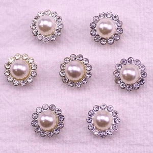 100 White Pearl Rhinestone Buttons - Picture 1 of 2