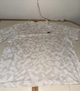 Nike Dri Fit Men's White Polyester T-Shirt XL Crew Neck Short Sleeve Camo Gym - Picture 1 of 4