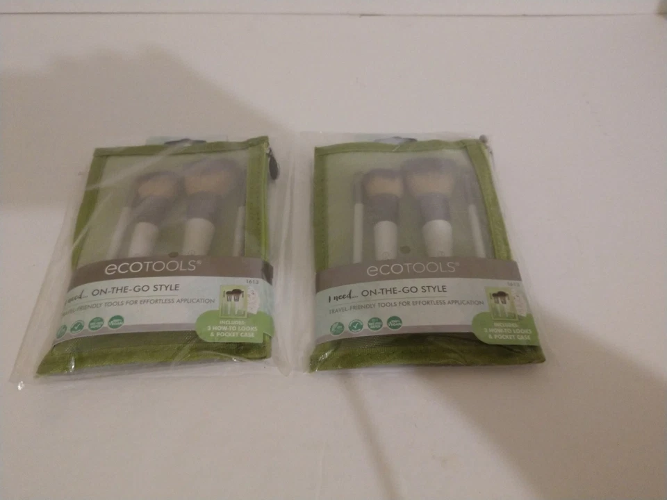 Ecotools I Need On The Go Style herramientas amigables para viajar para una aplicación sin esfuerzo Foto 1 de 4