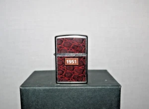 Zippo 1951 Lighter leather - Foto 1 di 4