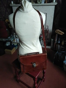 Vintage Leather Ladies Satchel X body Adjustable strap plus Handle Used - Picture 1 of 12