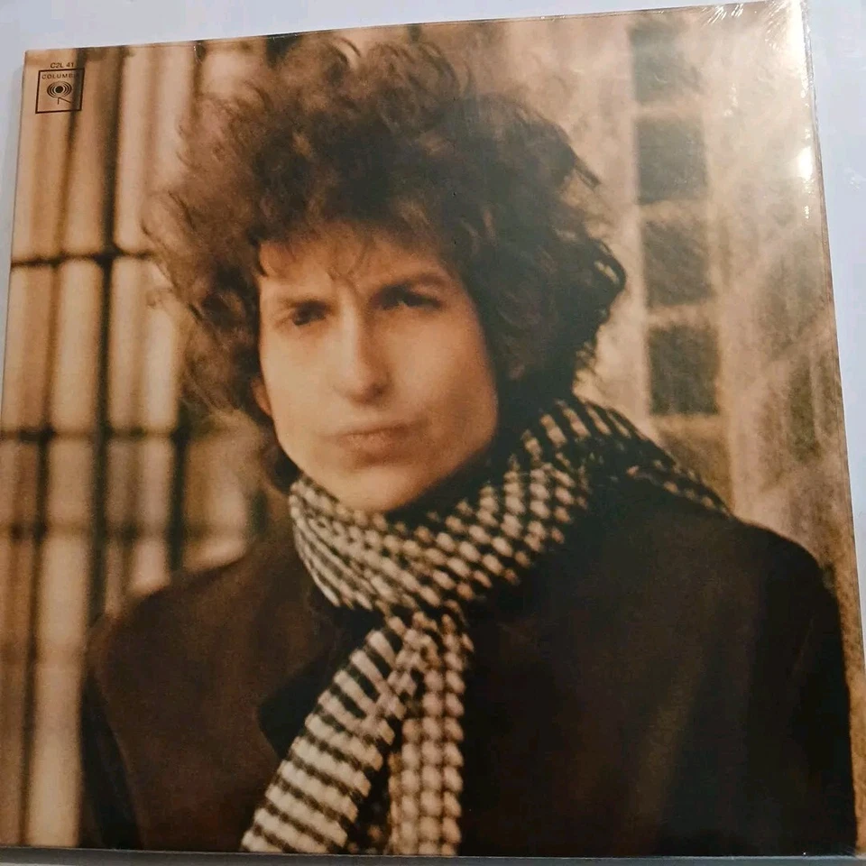 BOB DYLAN - BLONDE ON BLONDE VINYL DOUBLE ALBUM (NEW 2015) FREE UK DELIVERY  - Image 1 of 3