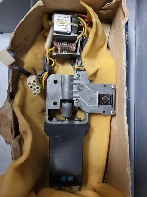 Двигатель люка с электроприводом VW Audi Porsche 80 90 100 200 4000 5000 новый из старых запасов 431877795 - Изображение 1 из 4