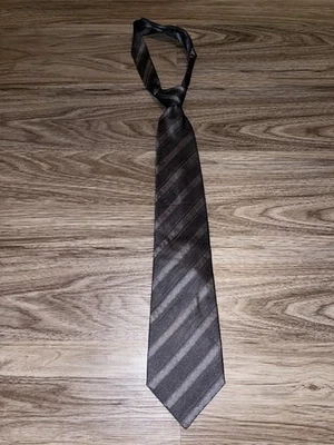 Галстук мужской Banana Republic один размер серый черный в полоску 100% шелк сделано в Италии - Изображение 1 из 4