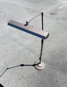 Vintage MCM Dazor schwimmender Boden Arbeit Schreibtischlampe Licht Gelenk verstellbarer Arm - Bild 1 von 10