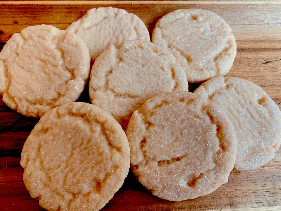 APPLE BUTTER-Cookie Wax Melts/Tarts- SUPER SCENTED- FAKE FOOD DISPLAY - Image 1 of 1