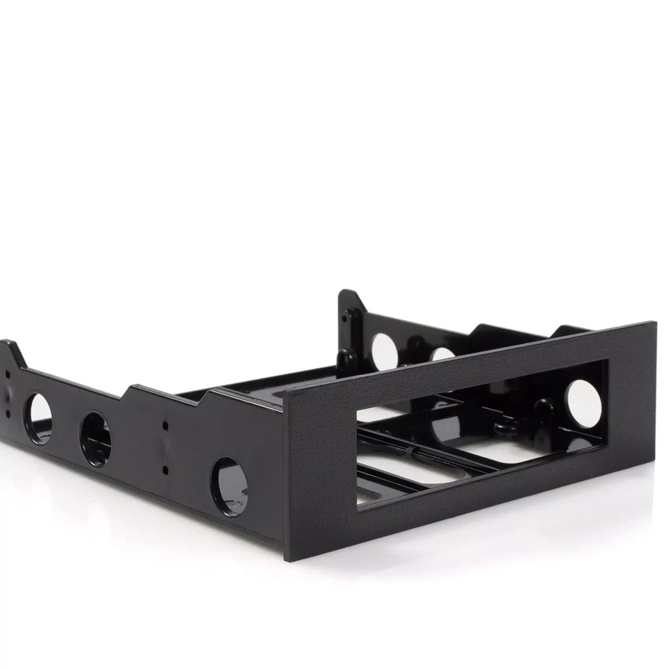 lot of 17 StarTech.com3.5" to 5.25" Front Bay Mounting Bracket - Image 1 of 4