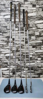 Set Of 5 Vintage Ping Eye 2 Woods 1, 3, & 4  AND IRONS 2 & 3 RH - Image 1 of 4