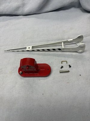 Lionel Crossing Gate For Restoring. - Image 1 of 2