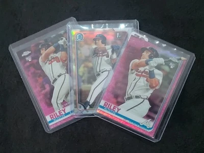2019 Topps Chrome 2015 Bowman Draft Austin Riley Pink Refractor RC - 3 Card Lot. - Image 1 of 4