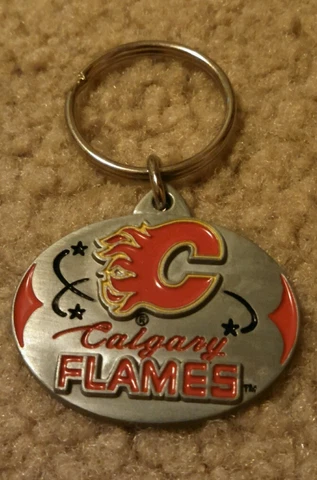 NHL Calgary Flames New Pewter Keychain Free Shipping Cover