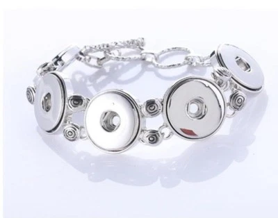 18-20 mm hochwertiges Metall (Silber) passend für 5 Knöpfe Snap On Armband - Bild 1 von 3