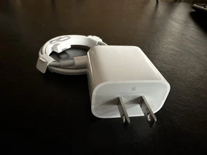 Apple A2305 USB-C/lightning 20w Power Adapter & Cable - Picture 1 of 4