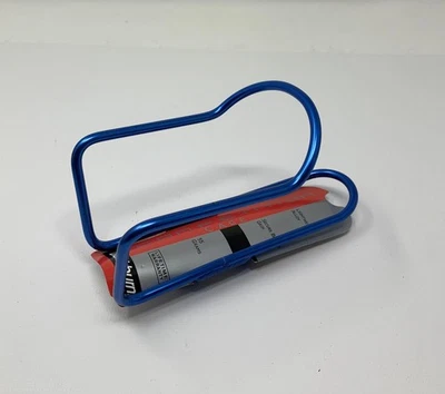 Jaula para botellas de agua Blackburn Competition aleación ligera 55 gramos azul - Nueva Foto 1 de 4