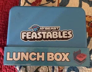 MrBeast Feastables Lunch Box più cool del mondo da collezione, senza BPA, blu/rosa - Foto 1 di 10