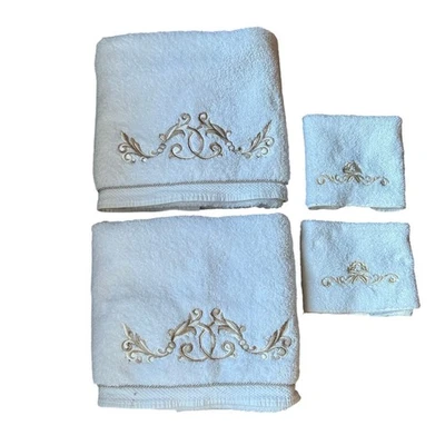 Avanti Linens 2 toallas de baño de algodón y 2 paños de algodón egipcio en marfil/oro  Foto 1 de 4