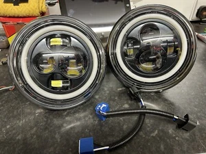 Für Classic Mini Austin Rover 2x 7" Runde Schwarze LED Scheinwerfer Halogen Fern-/Abblendlicht - Bild 1 von 6