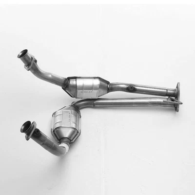 Convertidor catalítico delantero para Mazda B3000 2004-2006 Foto 1 de 4