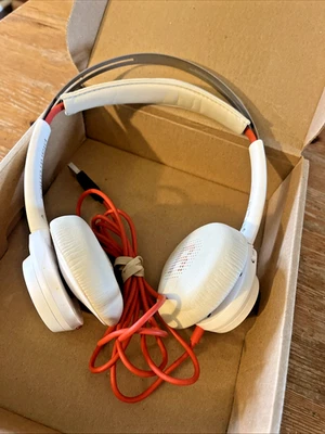 Plantronics Blackwire 7225 Wired USB A Headset White Duel Ear Stereo Red Cord - Image 1 of 4
