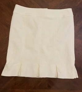NANETTE LEPORE Cream Textured Ruffled Hem Skirt Pleats Lined Size 12 Zip Buttons - Picture 1 of 20