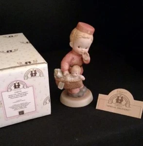 Estatuilla de porcelana 1988 Bellboy Enesco Memories of Yesterday Special Delivery - Imagen 1 de 6