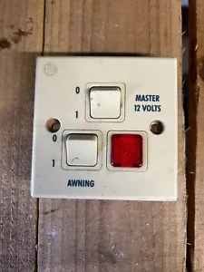 CARAVAN/MOTORHOME/BOAT CLIPSAL TRIPLE SWITCH SOCKET - Picture 1 of 1