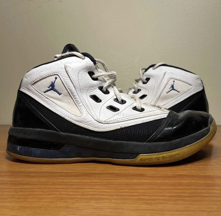 NIKEジョーダン　ハイカット　16.5センチ Vintage Nike Air Jordan 16 (XVI) + Q M White, Cherrywood