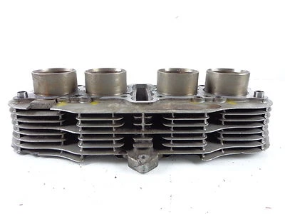 Jarra de cilindro Suzuki GS550L/81 GS 550 L 1981 Foto 1 de 4