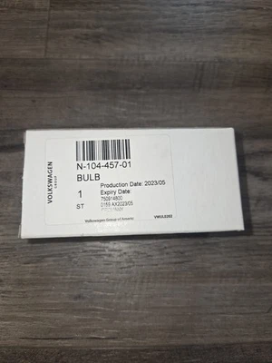Genuine Volkswagen 2001-2010 Jetta Passat TDI Headlight HID Bulb N-104-457-01 - Image 1 of 4