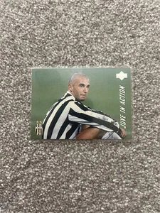 1997 Upper Deck Juventus Gianluca Vialli Juve In Action Football Card - Picture 1 of 2