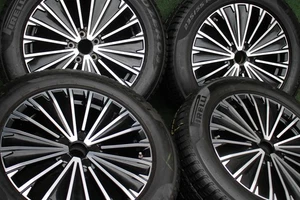 Original VW Tiguan III 571601025K Winterräder 235/55 R18 104H DOT23 6,5-7,5mm - Bild 1 von 19